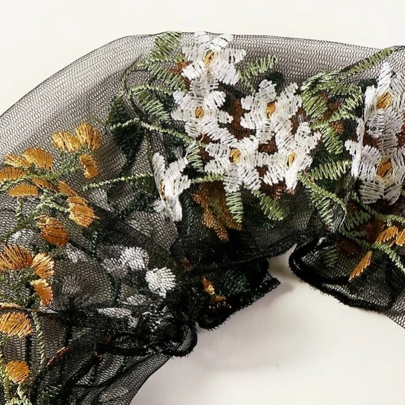 🌹 Beautiful embroidered mesh floral headband 🌹 - Picture 3 of 3
